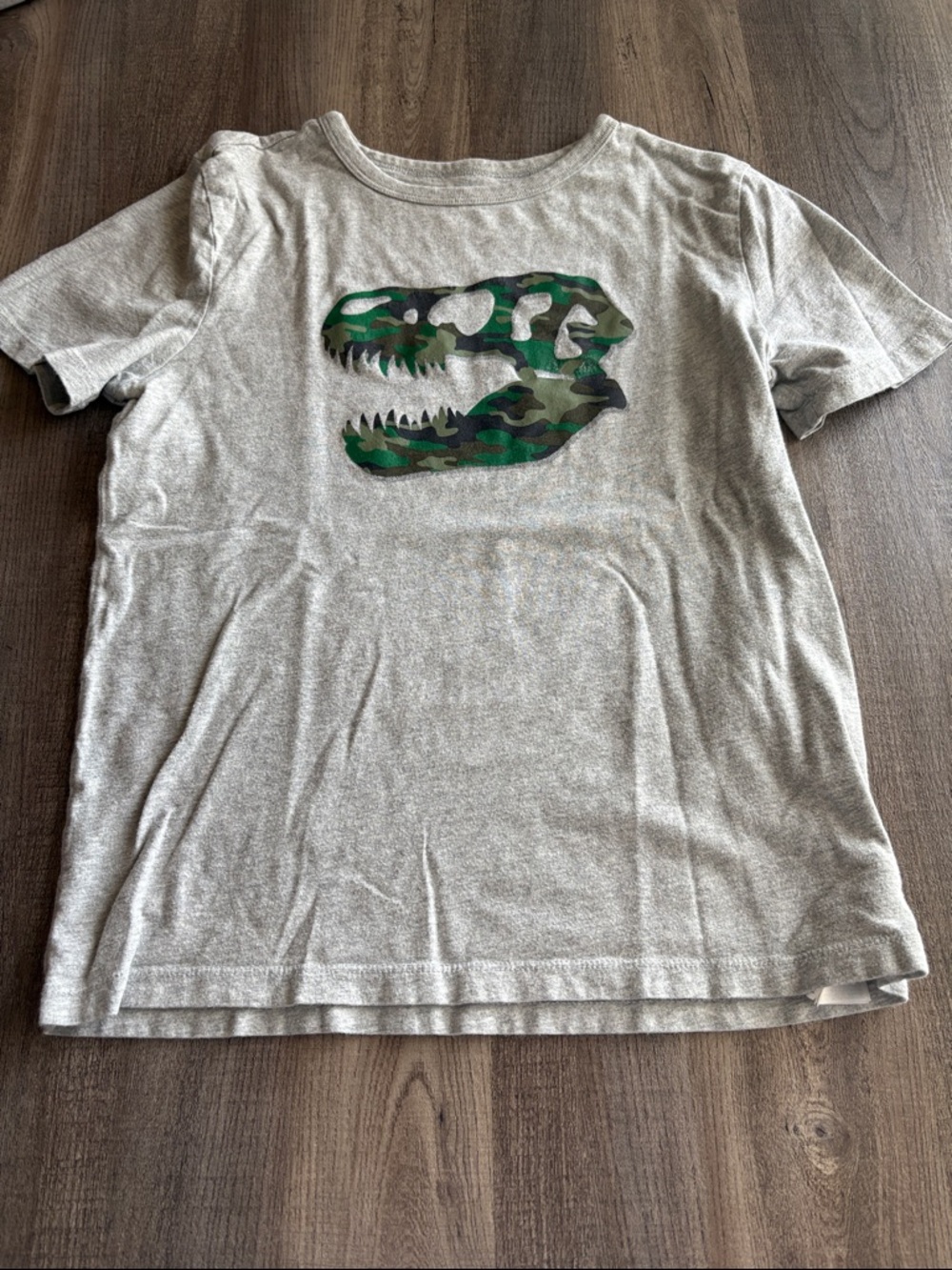 GAP Gray Tee with Green Camo Dinosaur Skull